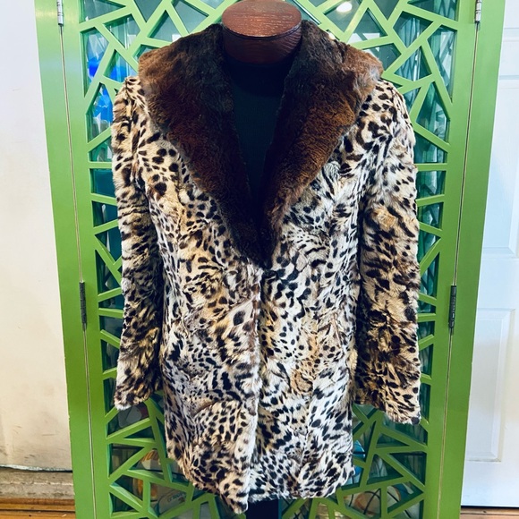 Jackets & Blazers - Vintage Genuine Leopard Leg Fur Overcoat w/ Sheared Beaver Collar Luxury Lining